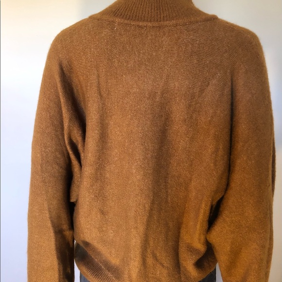 ***SOLD**** H&M Amber Brown Sweater - Size Small - Picture 5 of 8